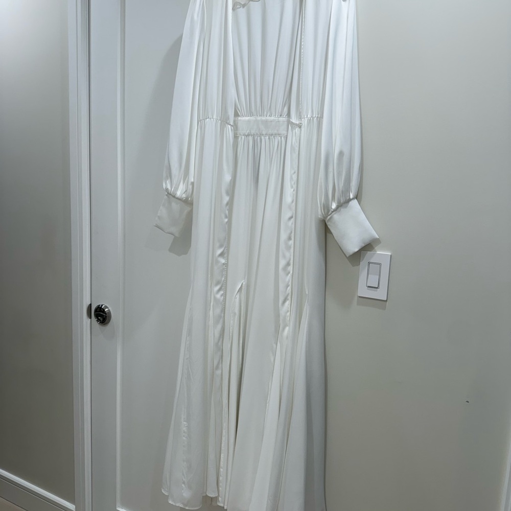 LE ROSE STORIES DELILAH ROBE - Picture 3 of 3